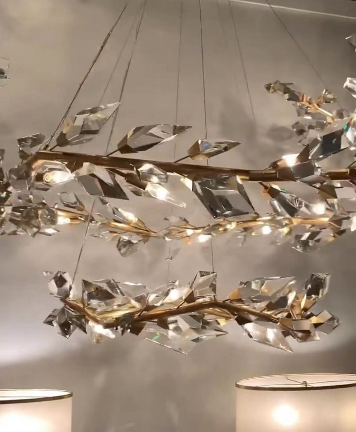 Luxury Modern Crystal Chandelier in Brass Finish Ceiling Light Fixtures