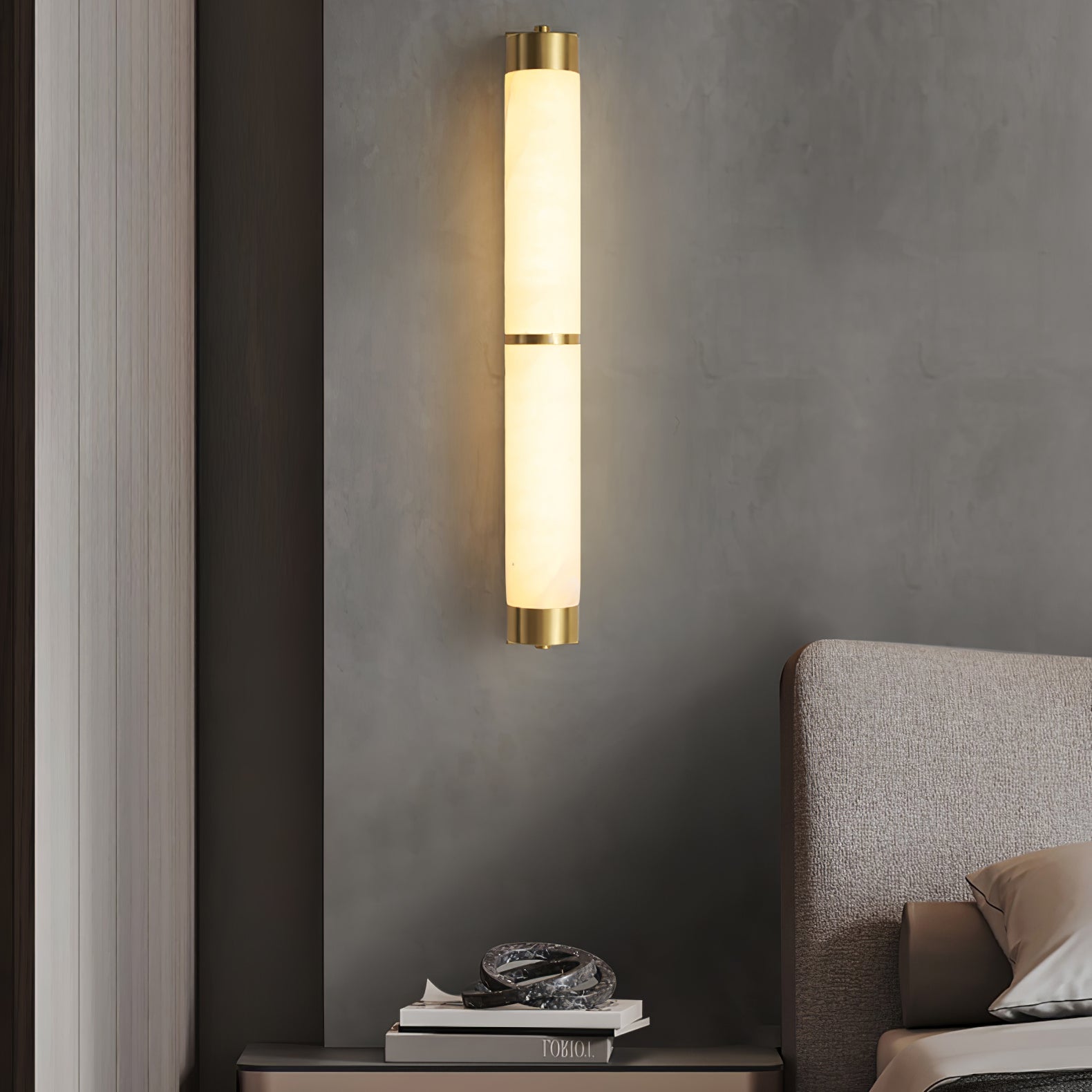 Alabaster Cylindra Brass Wall Light