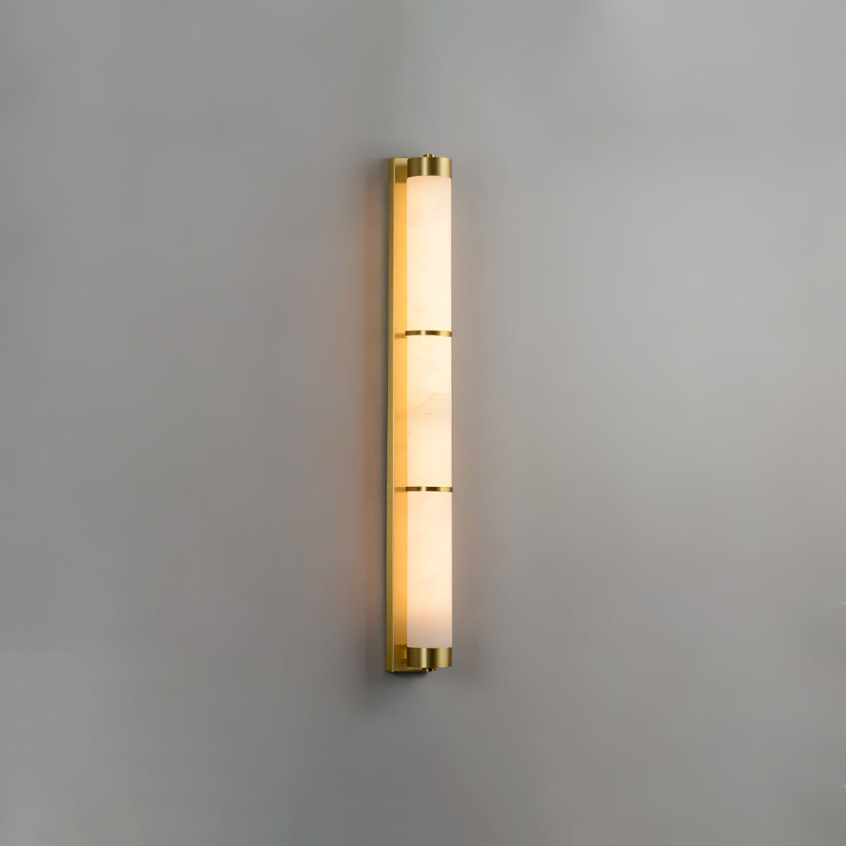 Alabaster Cylindra Brass Wall Light