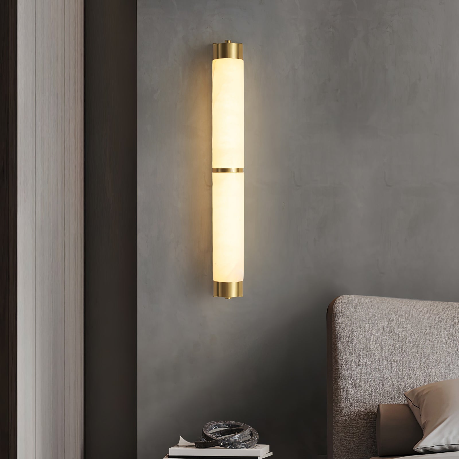 Alabaster Cylindra Brass Wall Light