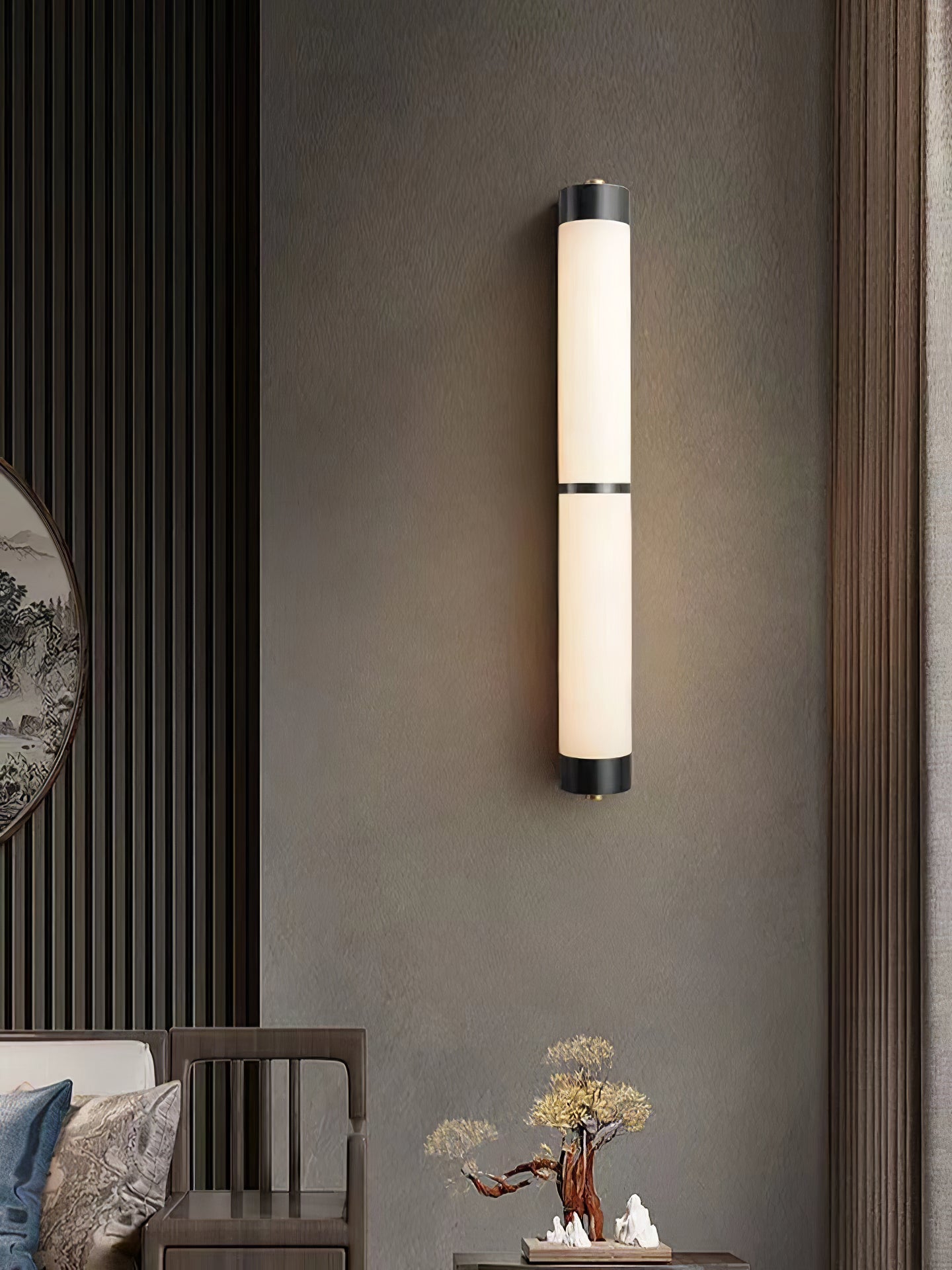 Alabaster Cylindra Brass Wall Light