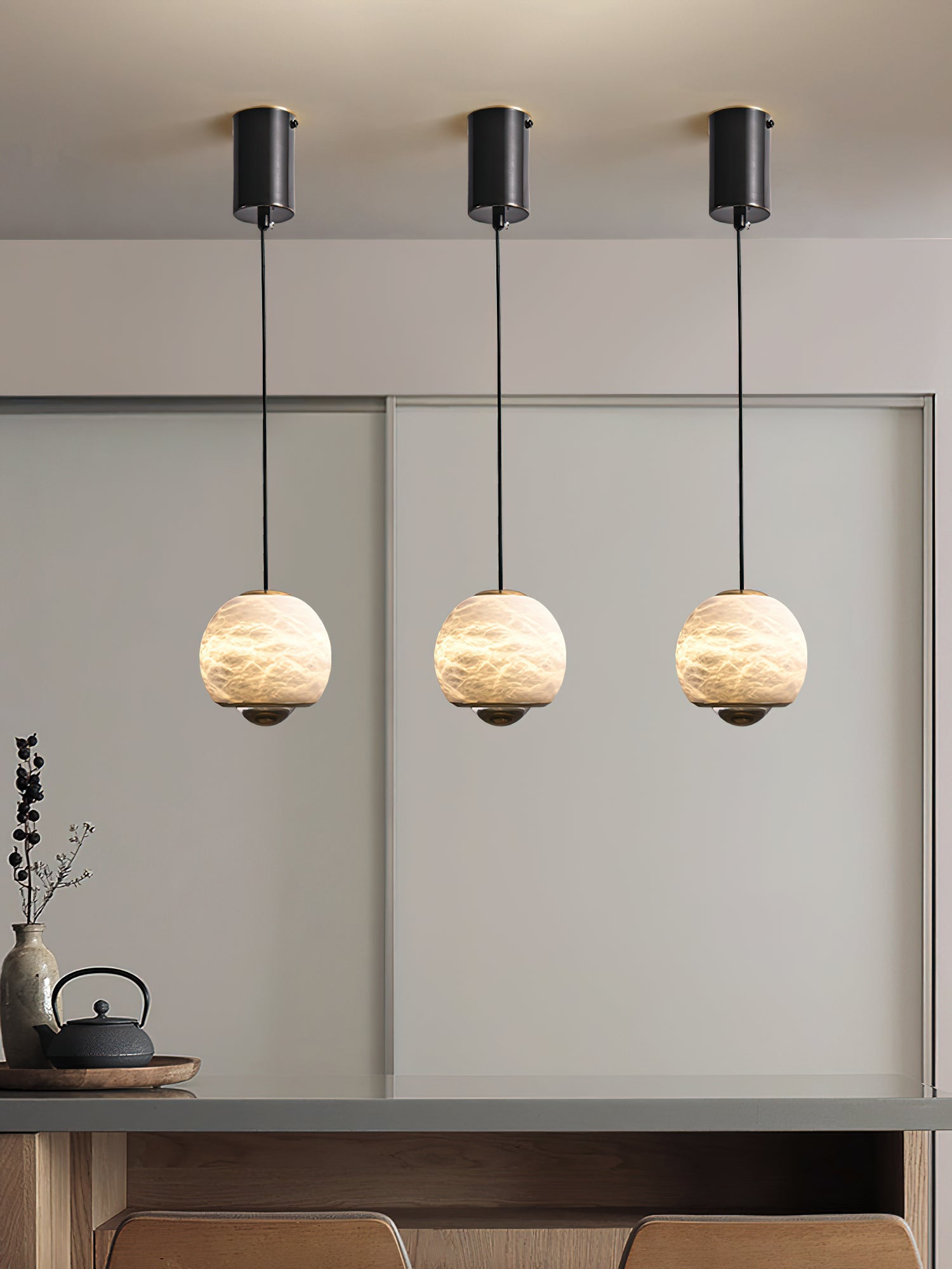 Alabaster Ferox Pendant Light