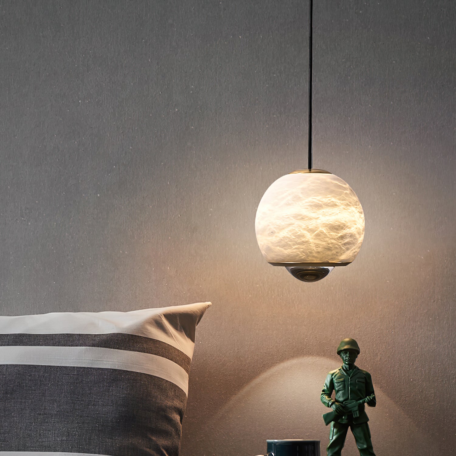 Alabaster Ferox Pendant Light