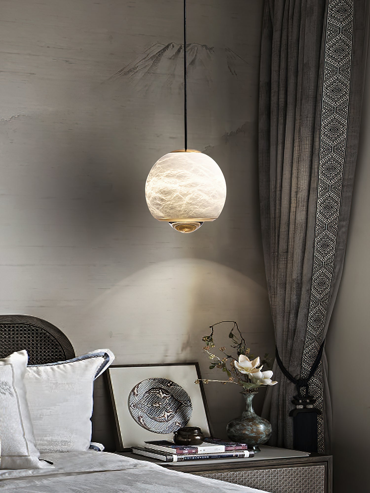 Alabaster Ferox Pendant Light