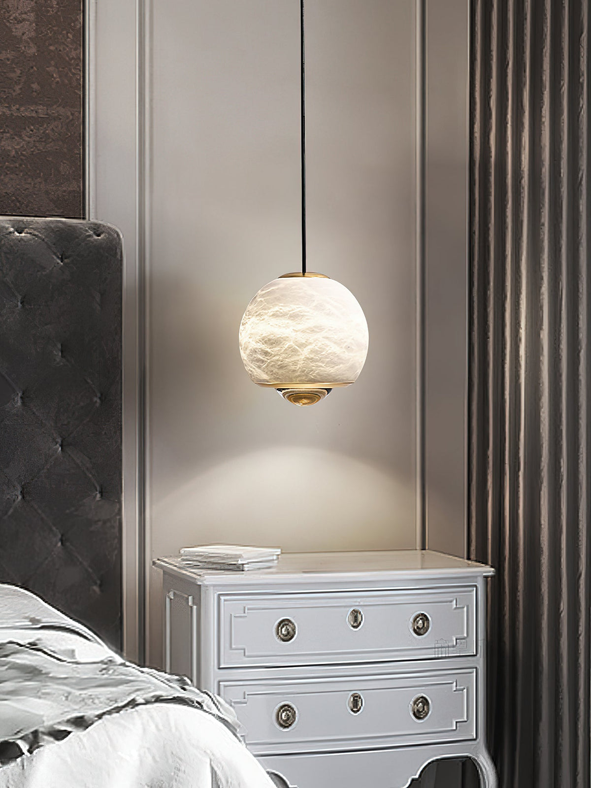 Alabaster Ferox Pendant Light