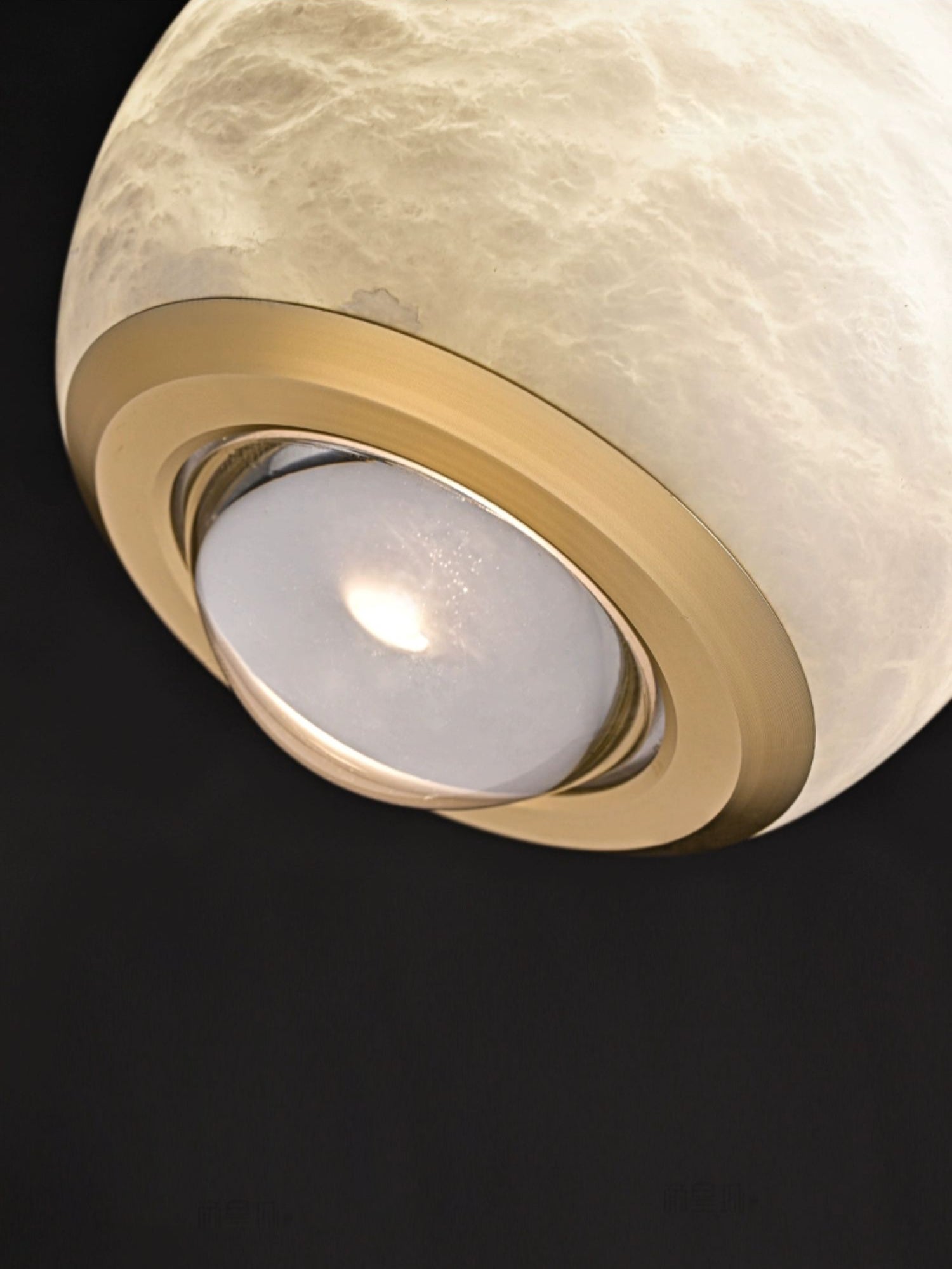 Alabaster Ferox Pendant Light