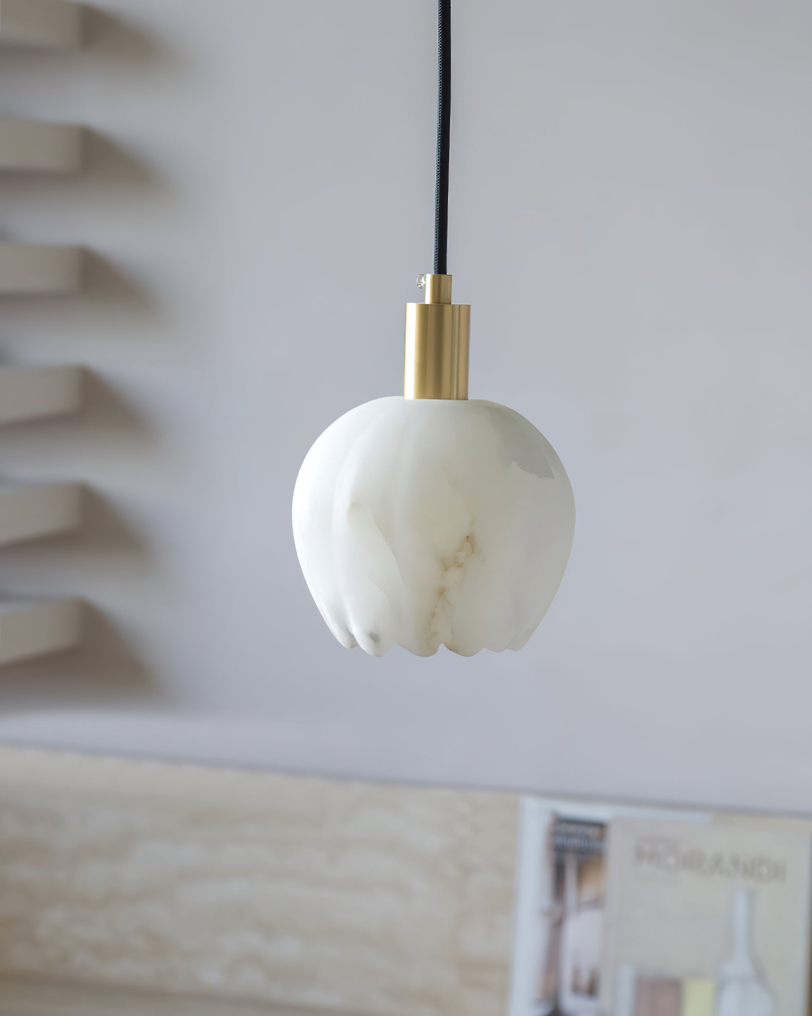 Alabaster Lilin Pendant Light