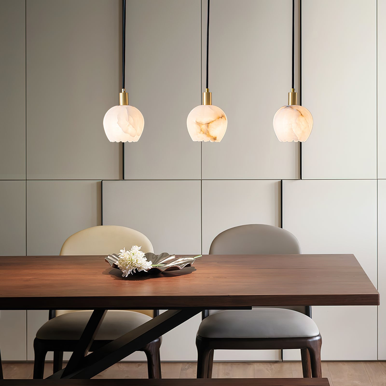 Alabaster Lilin Pendant Light