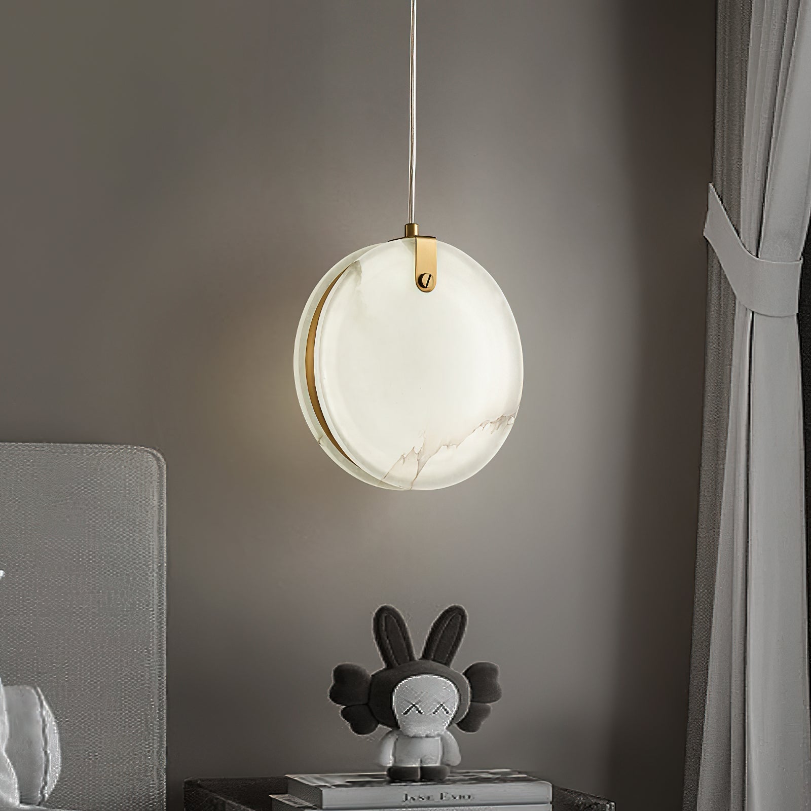 Alabaster Soho Pendant Light